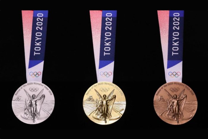 Olimpiyat madalyaları geri dönüştürülmüş cep telefonlarından yapıldı